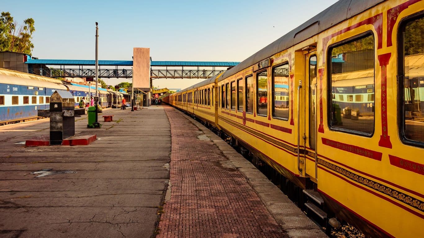 Safdarjung Station
